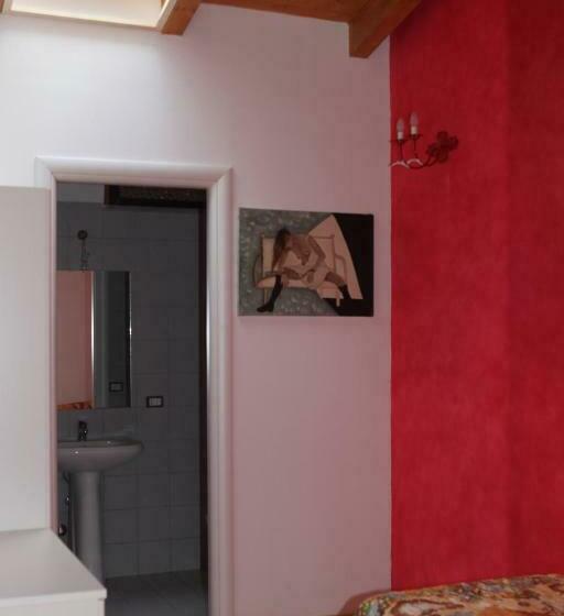 Quarto Estandar, Villa Monti Lepini
