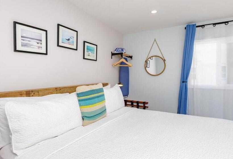 Номер Стандарт Кровать Кинг Адаптированный для Инвалидов, Aqualina Inn Montauk
