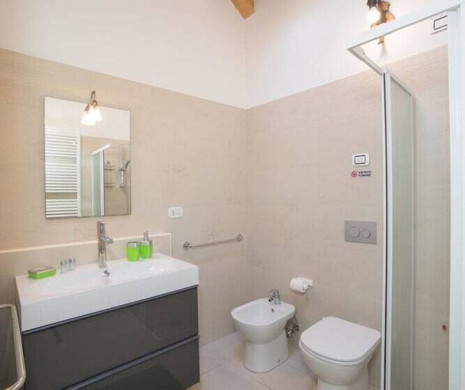 اتاق استاندارد سه نفره, B&b La Gerla Blu