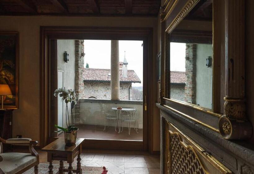 Люкс 2 Спальни, Castello Di Cernusco Lombardone