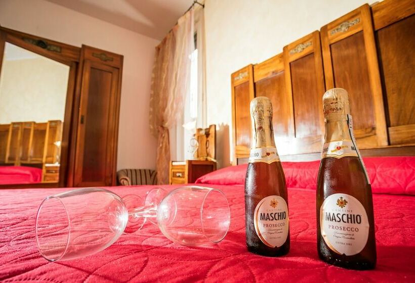 Номер Deluxe, Villa Bellini Room&breakfast
