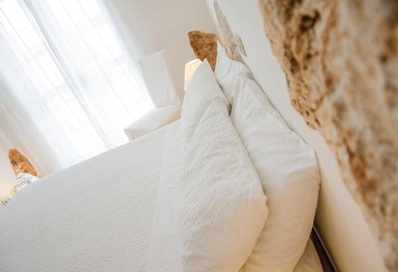 Quarto Estandar, Silva