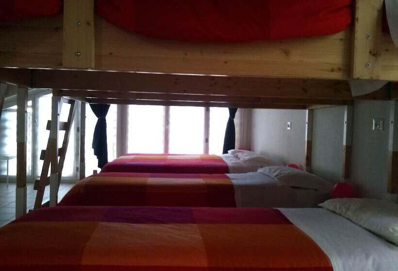 Семейный Номер, Ostello Casa Rossa
