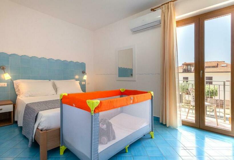 اتاق راحتی, B&b Sperlonga