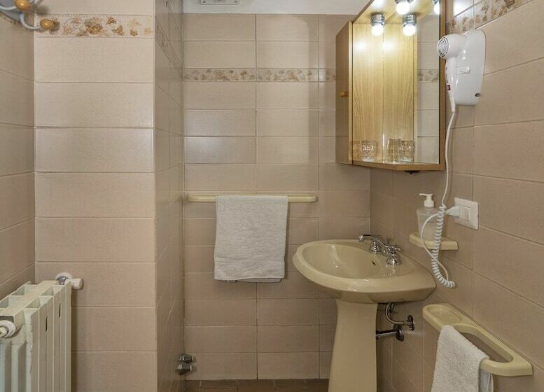 스탠다드 룸, Bed & Breakfast Lucca Fora