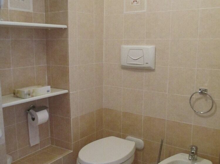 스탠다드 룸, Bed & Breakfast Lucca Fora