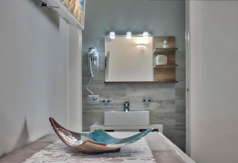 １ベッドルームアパートメント, Smart Suite & Apartments