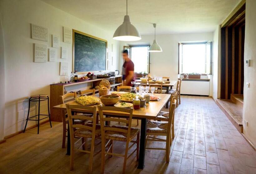 Номер Стандарт, Ostello Bello Assisi Bevagna