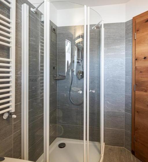 패밀리 룸, Albergo Belvedere