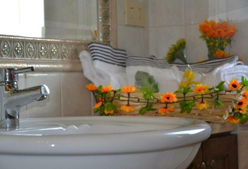 Номер Стандарт, Casa Del Girasole