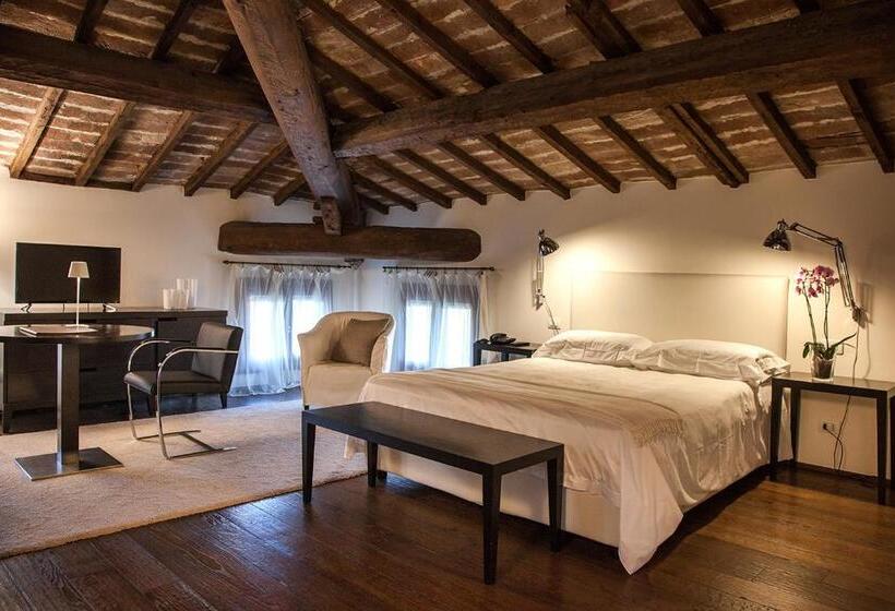 Полулюкс, Relais Villa Ormaneto