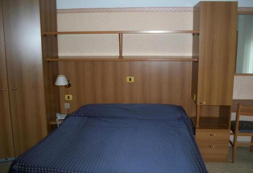 اتاق استاندارد, Albergo Corradetti