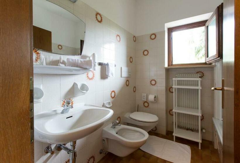Номер Стандарт, Pension Sankt Urban