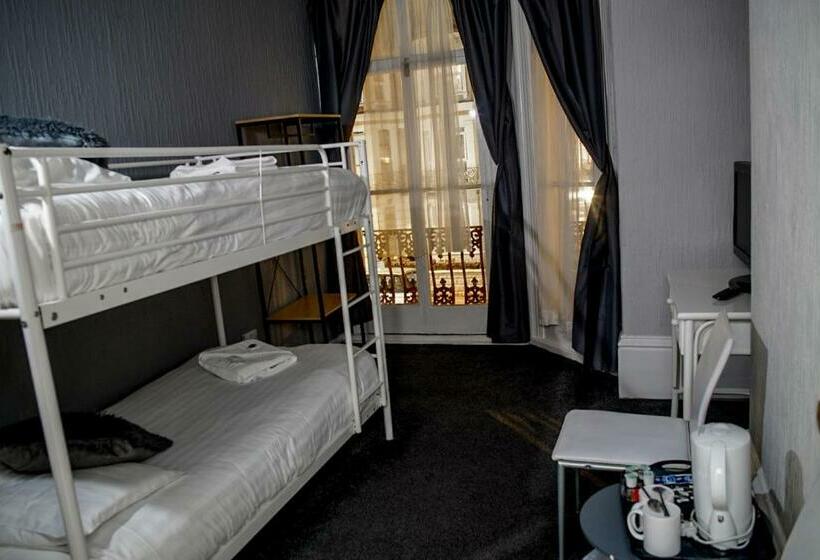 اتاق استاندارد چهار تخته, Villa Rose