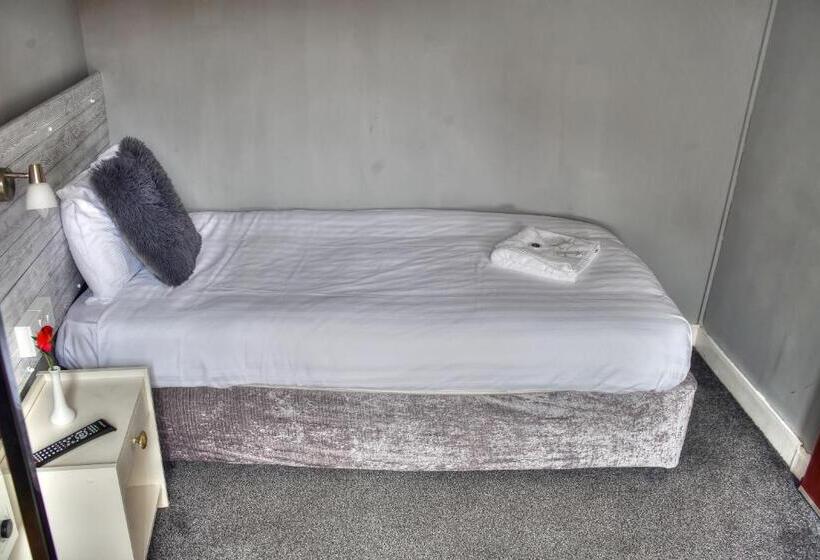 اتاق استاندارد یک تخته با سرویس بهداشتی مشترک, Villa Rose