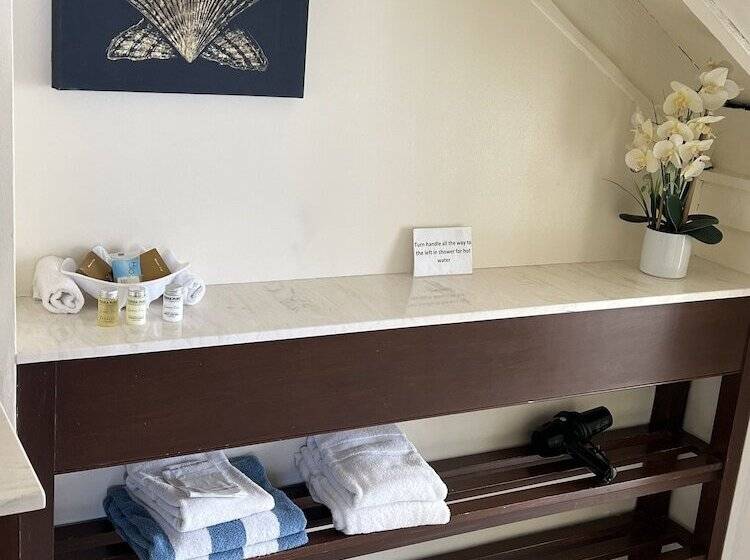 Пентхаус, Ocean View Inn