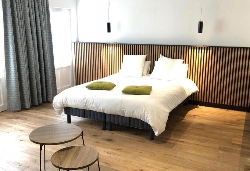 סוויטה, Hôtel Le Vieux Gréement
