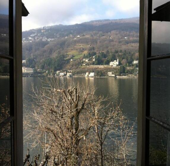 اتاق استاندارد چهار تخته, Villa Toscanini