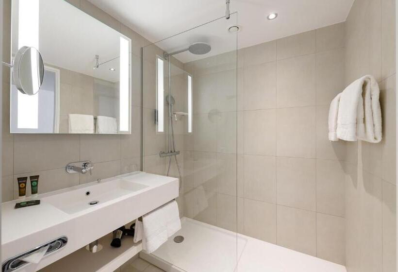 家庭间, Novotel Wien Hauptbahnhof