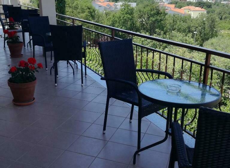اتاق استاندارد با بالکن و چشم‌انداز دریا, B&b Marijana