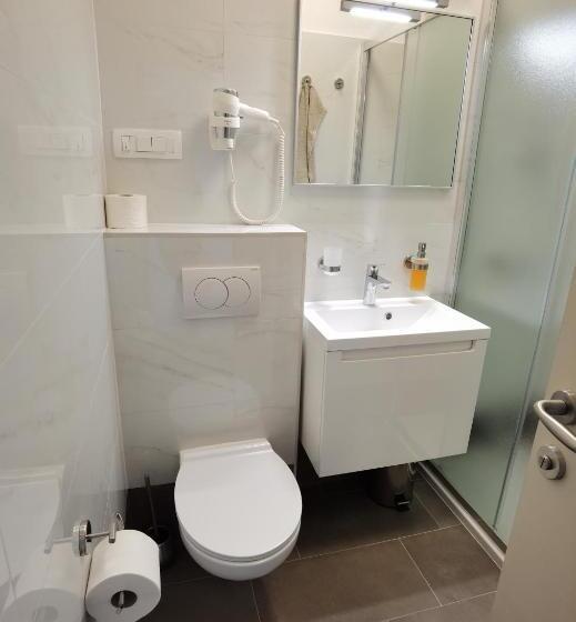اتاق استاندارد یک نفره, B&b Marijana