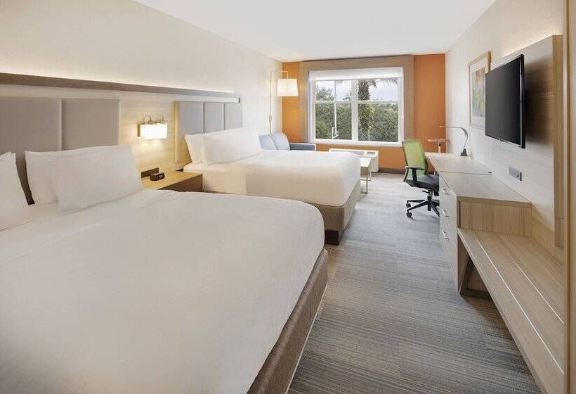 Номер Стандарт 2 Двуспальные Кровати, Holiday Inn Express & Suites S Lake Buena Vista, An Ihg