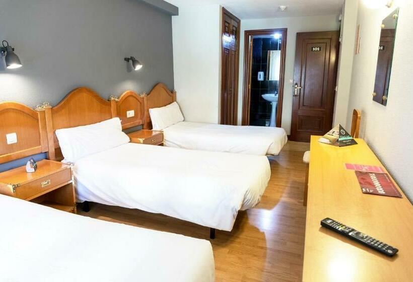 اتاق استاندارد سه نفره, Hostal Alda Palencia Plaza