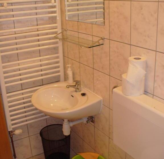 اتاق استاندارد با تراس و چشم‌انداز کوهستان, Pansion Comfort Sidro
