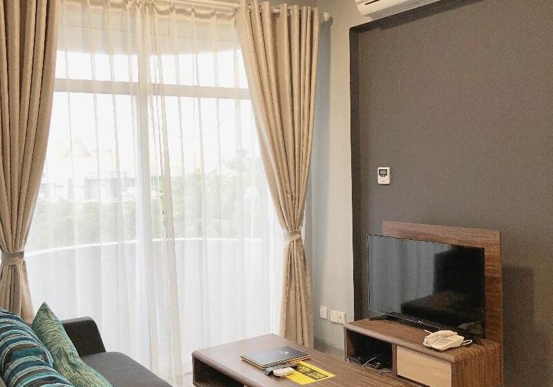 Апартаменты 3 Спальни, Seaview Apartment