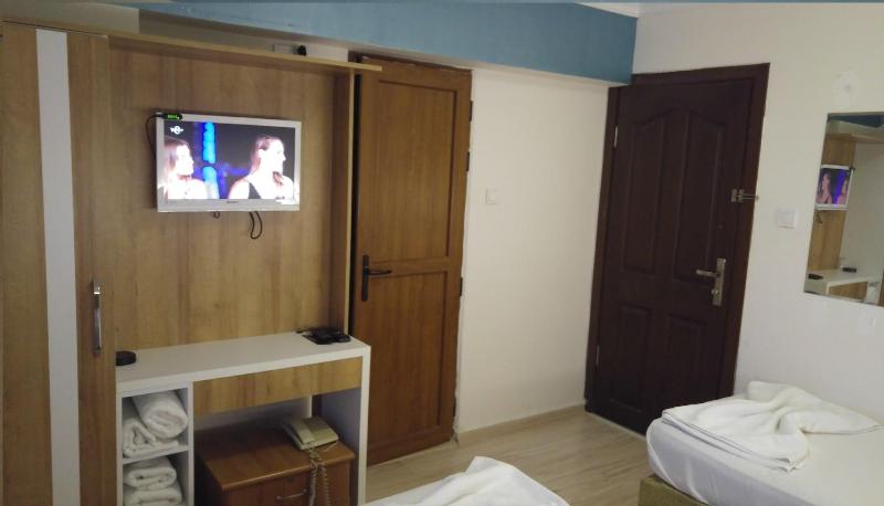 اتاق استاندارد یک نفره, Grand Ece