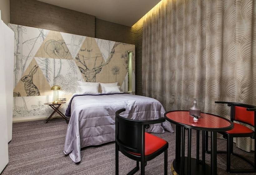اتاق لوکس, Boutique Hotel Villa Perlov