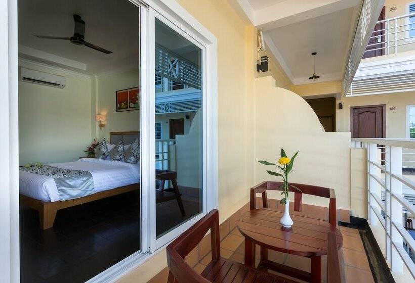 اتاق لوکس با چشم‌انداز شهر, Grand Bayon Siem Reap