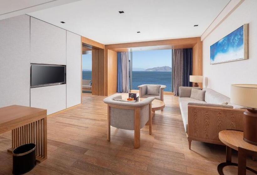 Люкс Кровать Кинг, Indigo Dali Erhai, An Ihg