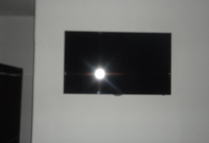 Quarto Deluxe, Tampico Express