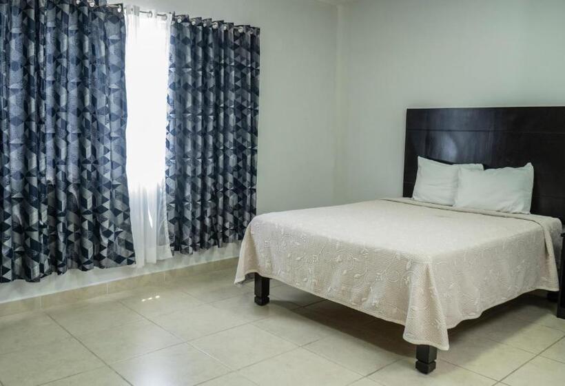 Quarto Deluxe, Tampico Express