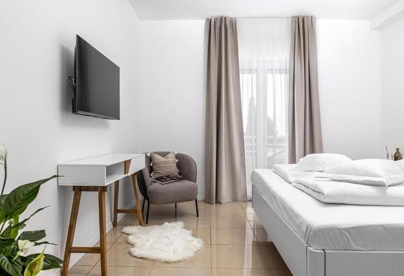 디럭스 테라스 룸 바다 전망, Luxury Apartments Klara