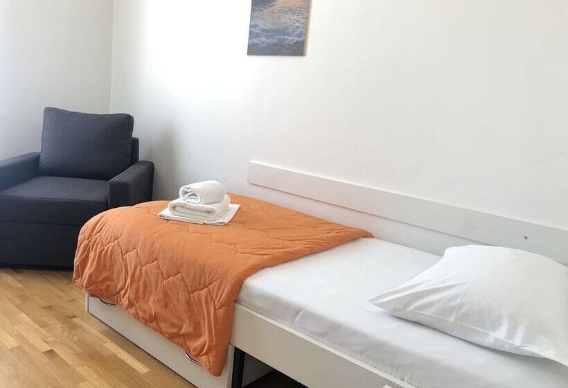 舒适型单人间, Rooms Dr. Franjo Tuđman   Hostel
