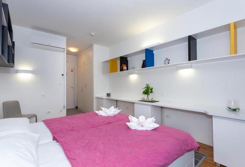 豪华房间, Rooms Dr. Franjo Tuđman   Hostel