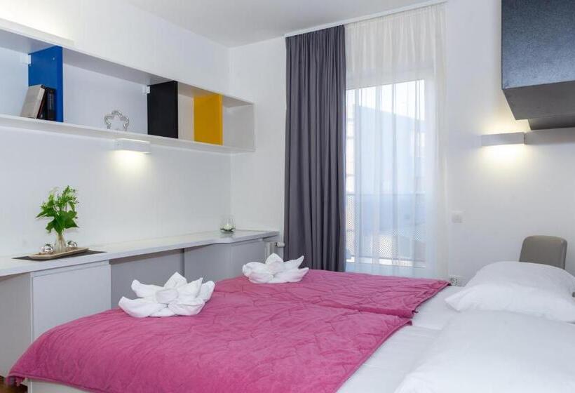 豪华房间, Rooms Dr. Franjo Tuđman   Hostel