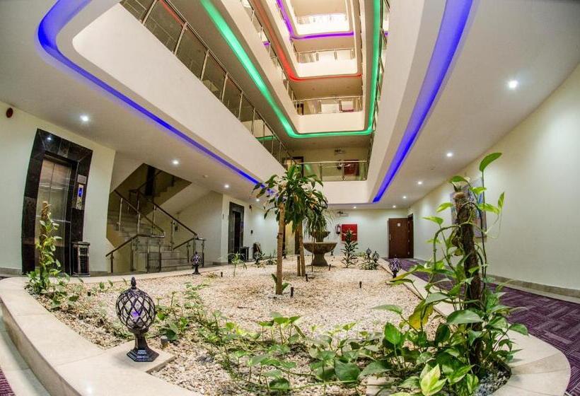Номер Deluxe Кровать Кинг, Swiss Spirit Hotel & Suites Taif