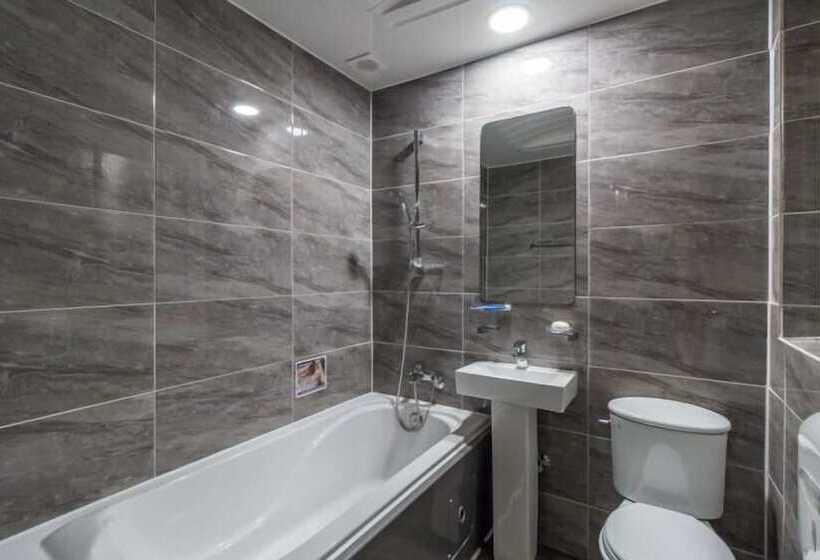 اتاق لوکس, Boutique Hotel May