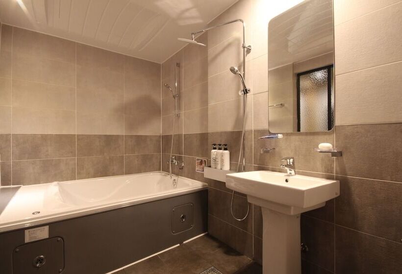 اتاق استاندارد, Boutique Hotel May
