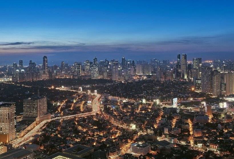 Номер Клуб, Grand Hyatt Manila