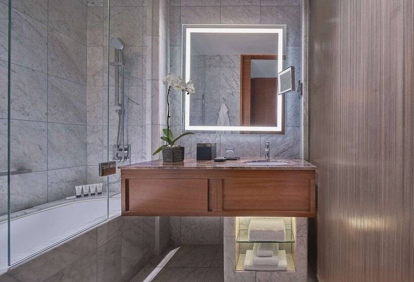 Номер Deluxe, Grand Hyatt Manila