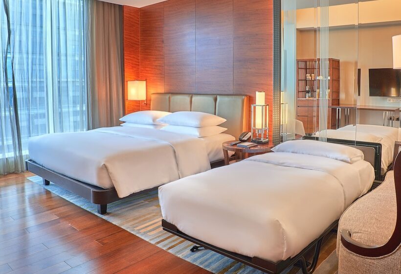 Номер Deluxe, Grand Hyatt Manila