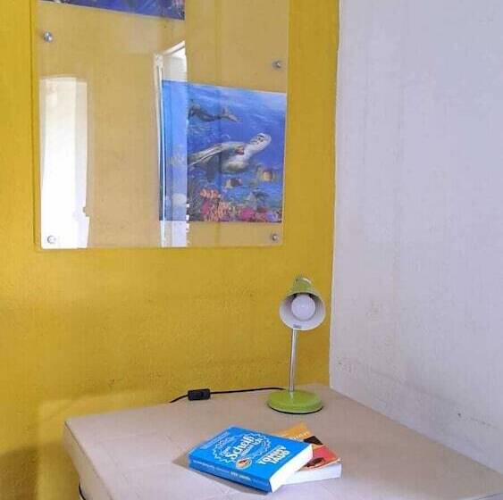 اتاق استاندارد, Aluna Hostel B&b