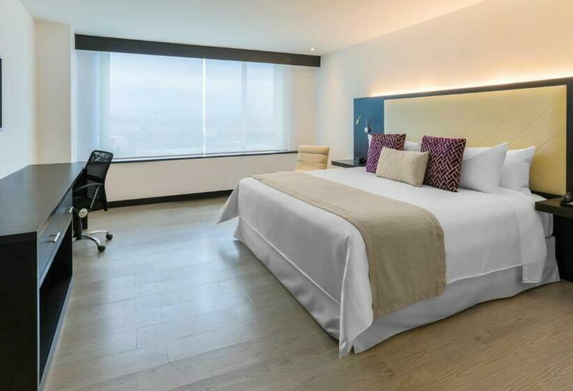 Стандартный Номер Кровать Кинг, Four Points By Sheraton Cuenca