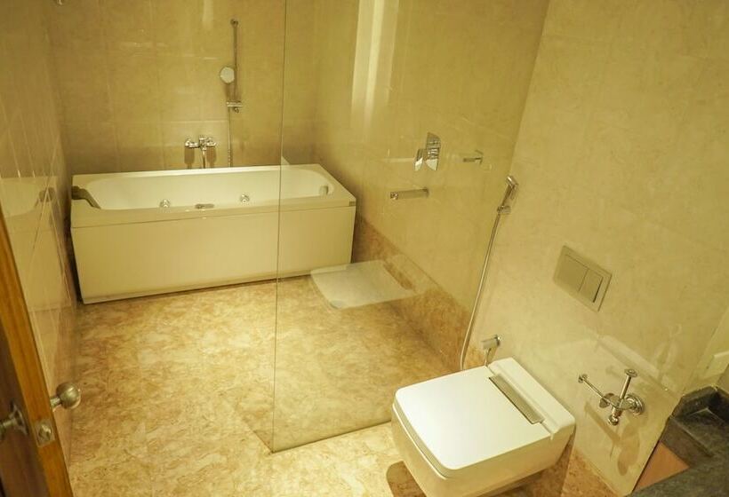 سوییت اجرایی, Lemon Tree Premier Patna