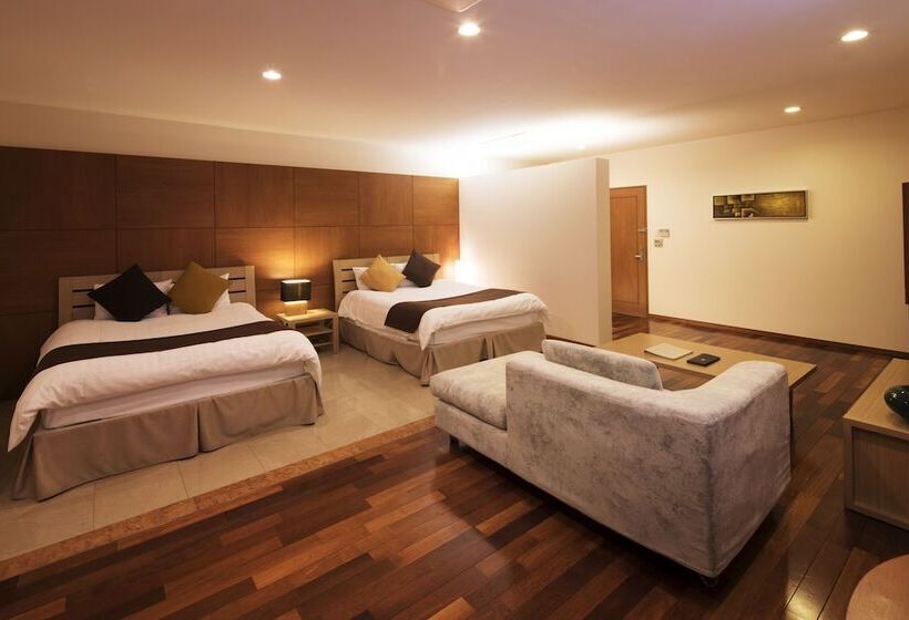Полулюкс, Villa Terrace Omura Hotels & Resorts