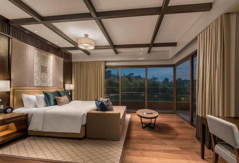 سوییت, Anya Resort Tagaytay